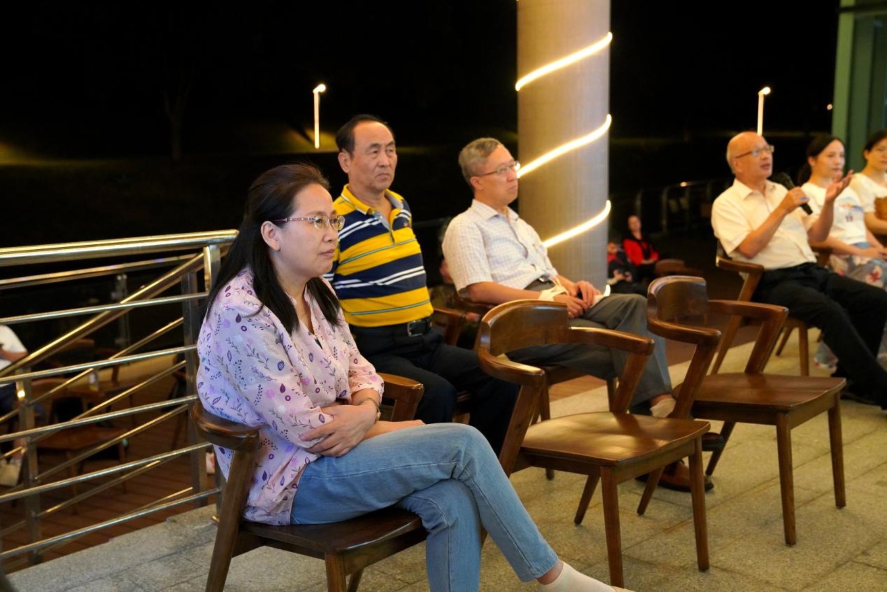 F:\PIC\2020.10.22湖畔沙龙-杨逸\11.jpg11